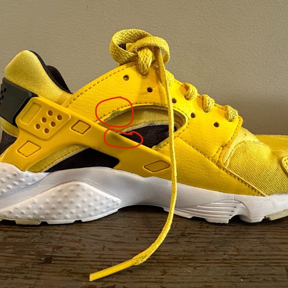 Nike Air Huarache Run Tour Yellow (Y6) - Picture 9 of 9